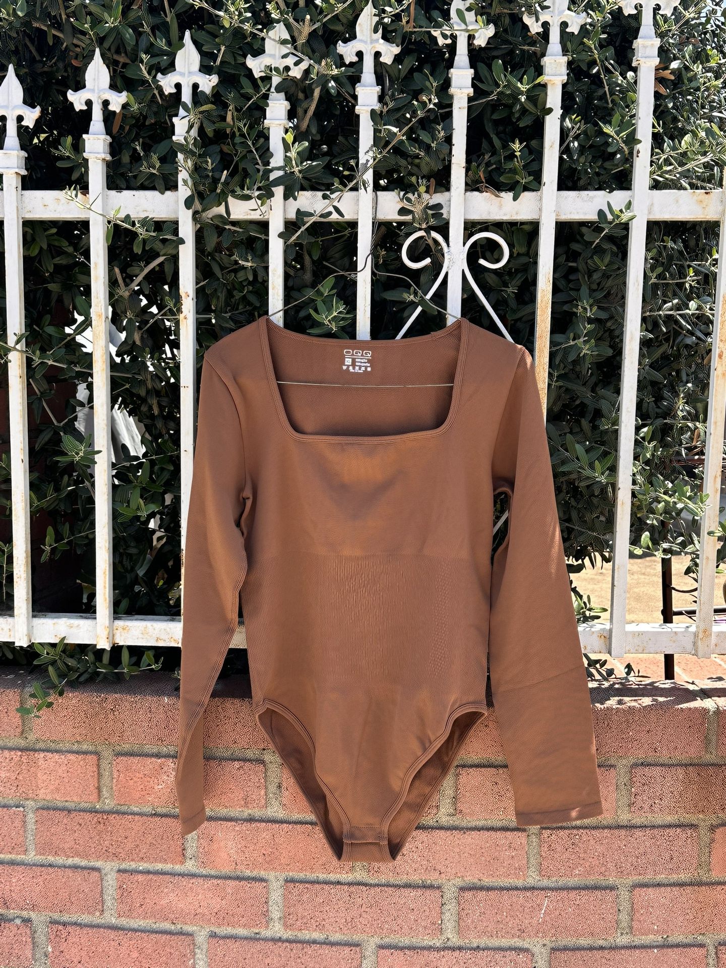 OQQ BODYSUIT $6
