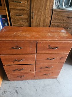 Dresser