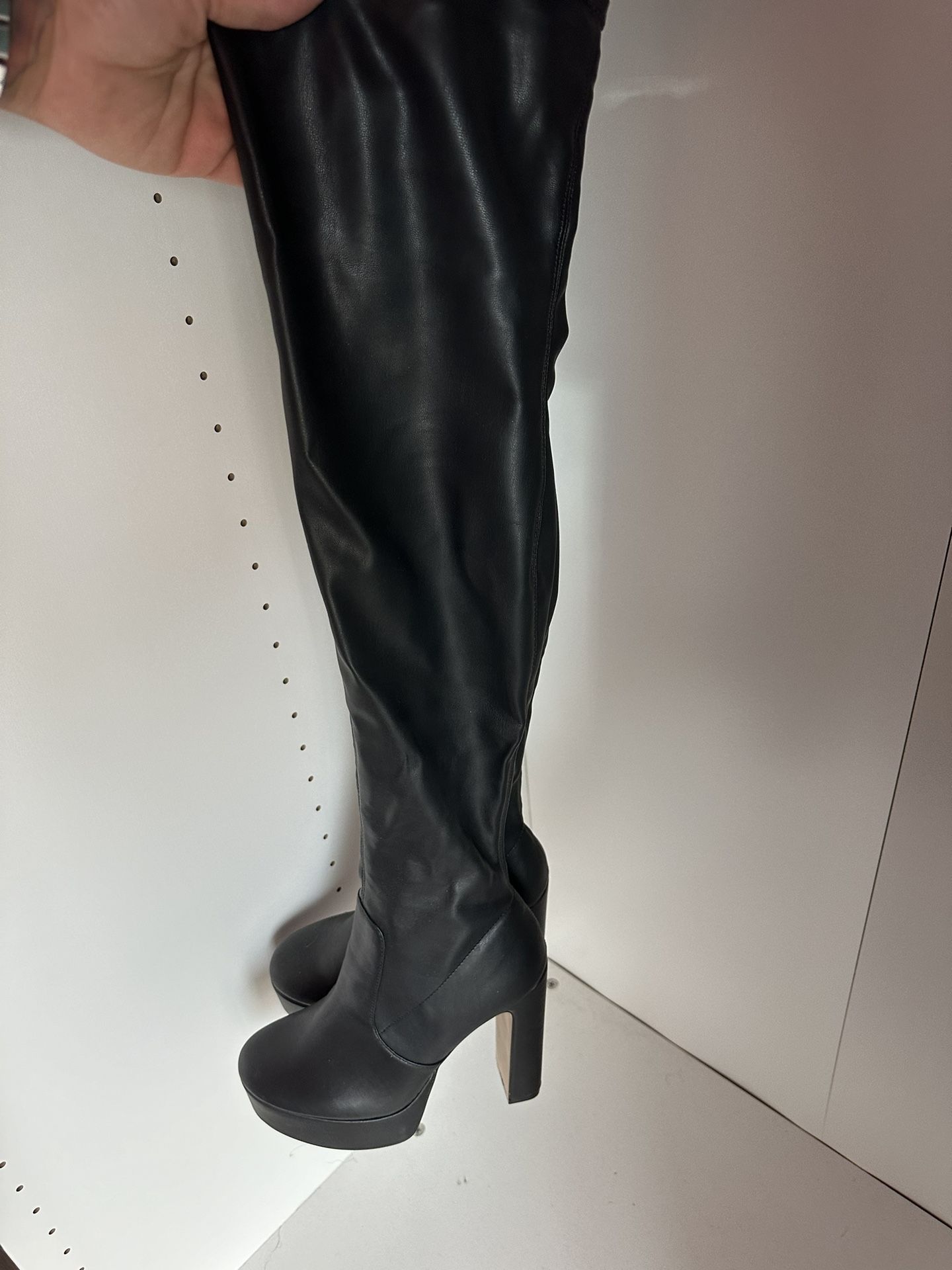 Aldo Round Toe Boot
