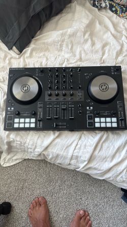 Native Instruments Kontrol S3