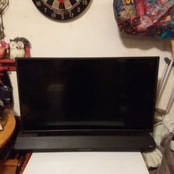 40' Insignia LED TV W/ LG  BLUETOOTH Speaker Bar  and  LG Wireless Active  BLUETOOTH SubWoofer