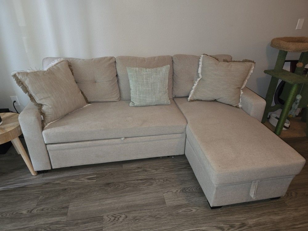 Small Apartment Sofa Chaise (Pullout)