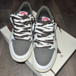 Nike SB Dunk Low Atlas 35MM Black (Special Box W/ Accessories)