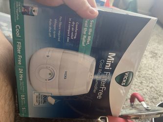 VICKS HUMIDIFIER
