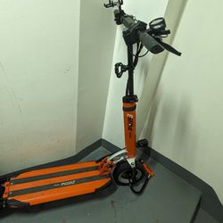 Trade - Emove Cruiser Electric Scooter 
