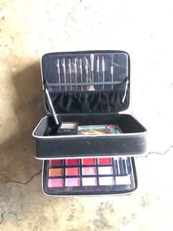 Makeup case