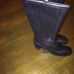 Women's Boots Size 8 