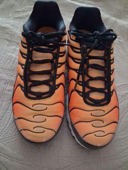 Vendo bonitos tenis nike vapormax zize 8
