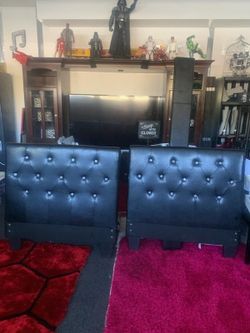 2 Twin Beds