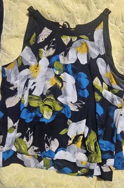 Women's Tops