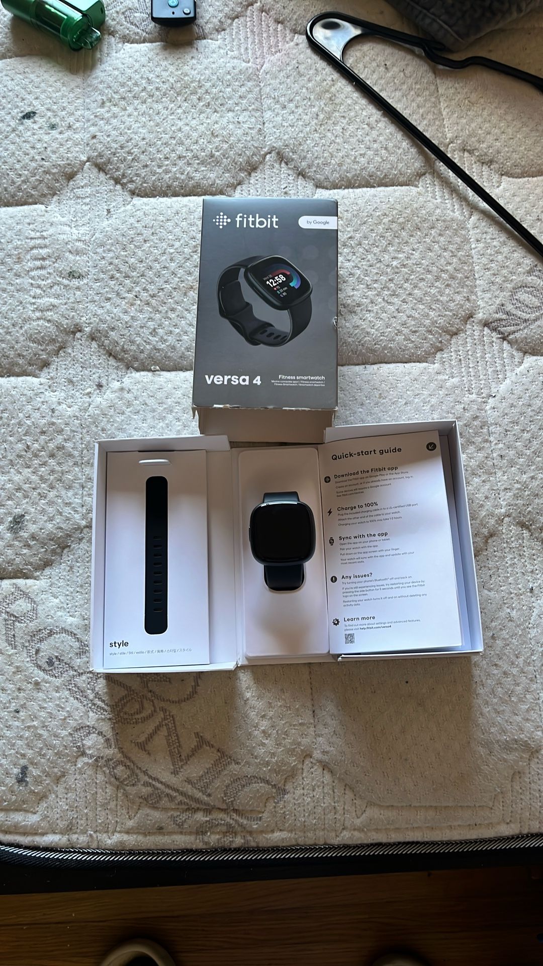 Fitbit Versa 4 (new)