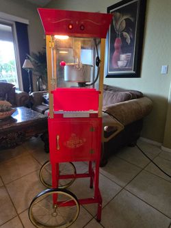 Old Fashioned Popcorn Machine