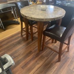 Beautiful Table and Two Chairs (excellent Condition )
