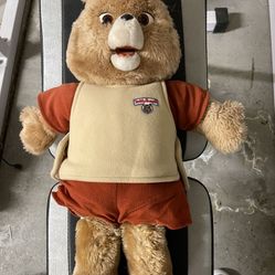**ATTENTION COLLECTORS!!** Teddy Ruxpin For Sale! Must Go!!! Serious Inquiries Only!