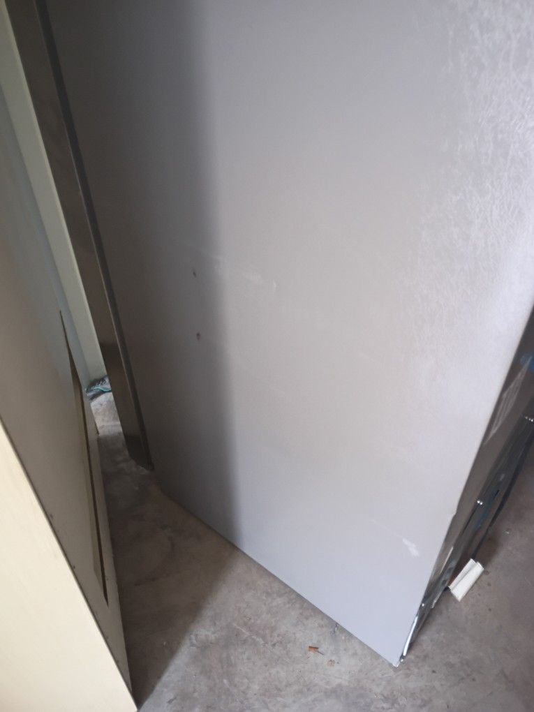 Frigidaire 26 Cu. Ft. 36 Standard Depth Side by Side Refrigerator in Stainless Stee