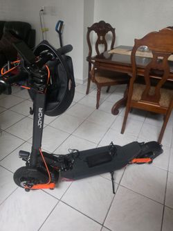 "Scooter Eléctrico JOYOR S10-S Dual Motor - Off-Road (Solo 2 usos)".