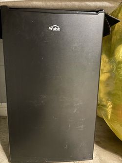 Mini fridge