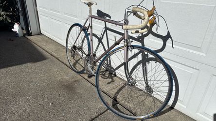 Vintage Road Bike with Drop Handlebars
