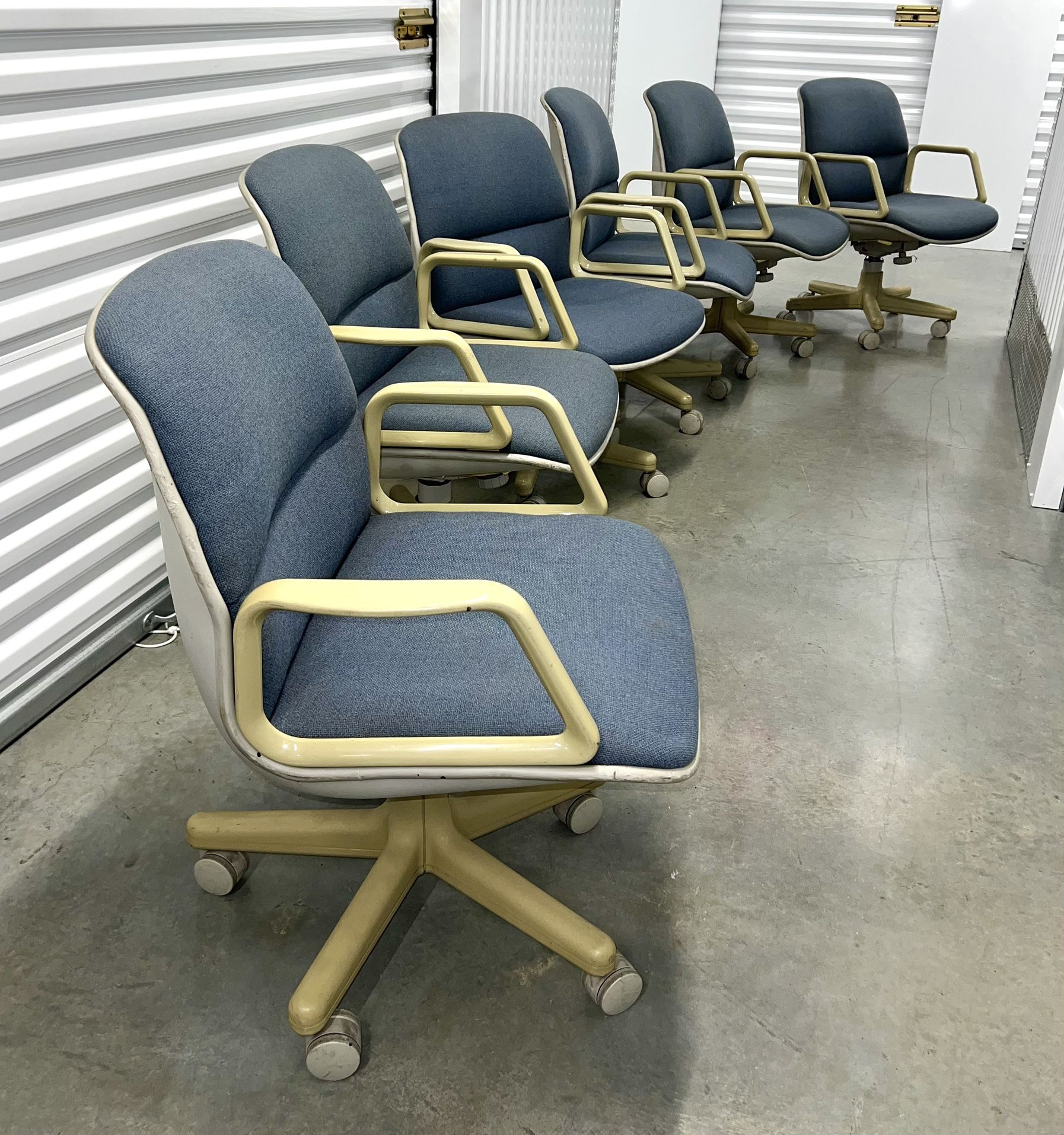 Vintage MCM Set Of 6 AllSteel Swivel Rolling Office Chairs 