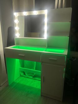 White Vanity Desk with Hollywood Mirror and LED Lights