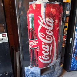 Free Vending Machines.  You Pick Up  Oceanside 