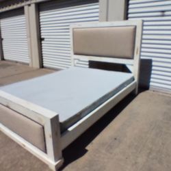 Queen 👑 Size Bed Frame Solid Wood 