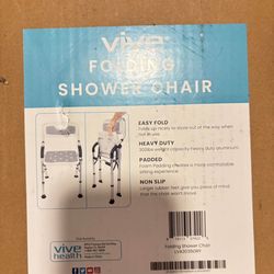 Foldable shower chair