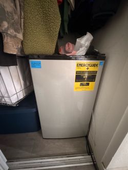 STAINLESS STEEL MINI FRIDGE