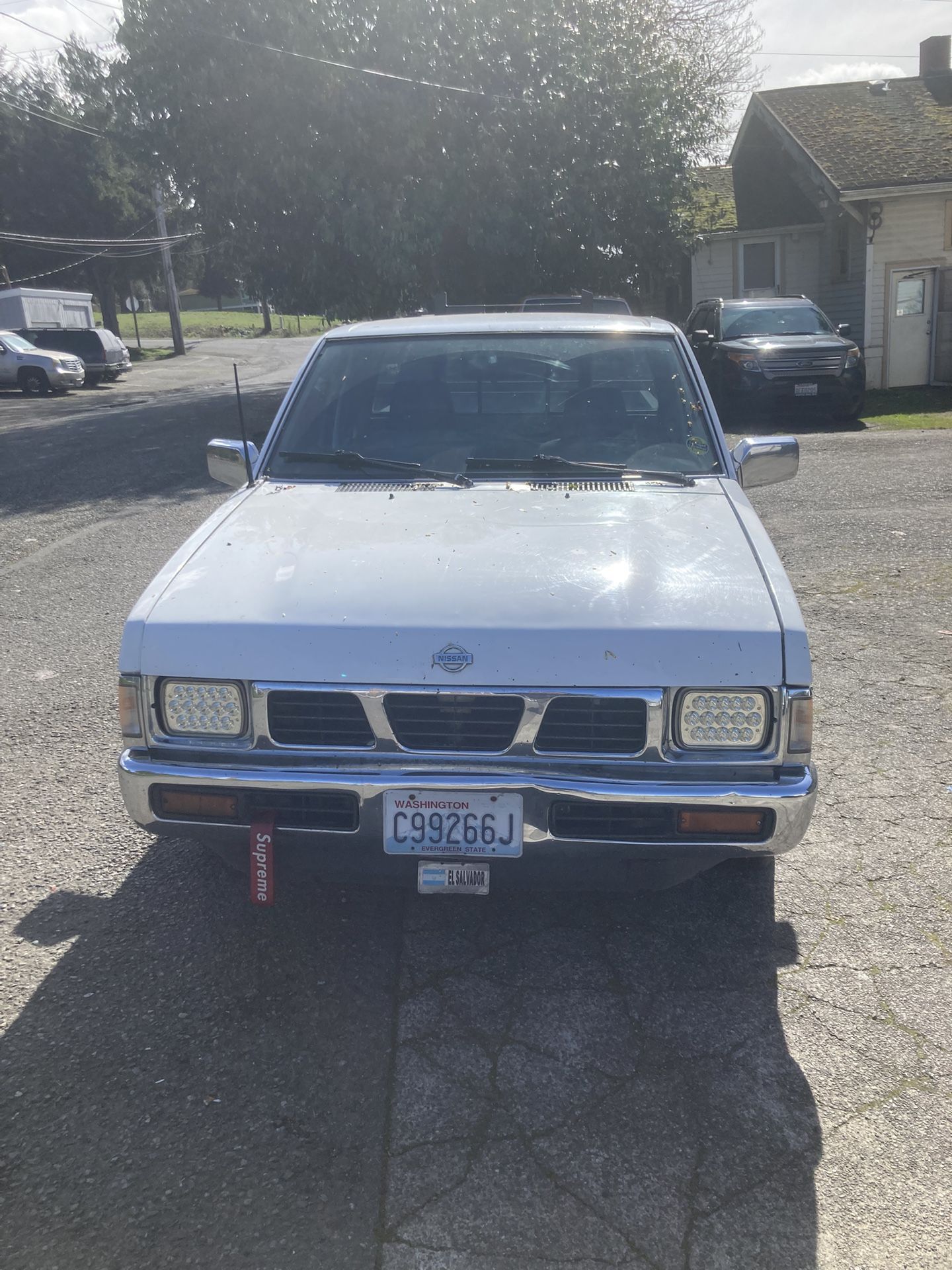 1995 Nissan Truck