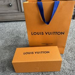 New Louis Vuitton Orange Gift Bag and Box