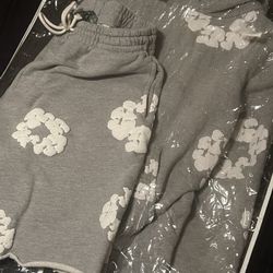 Denim Tears The Cotton Wreath Sweatshirt Grey