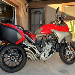 2016 Mv Agusta Turismo Veloce Lusso 