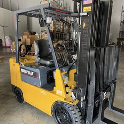 Caterpillar Forklift 5000 LBS Capacity