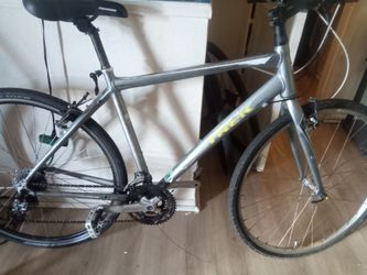 Bianchi san Jose fixie..trek fx 7.3 2020...bike cart