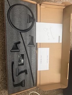Matte Black Bathroom Hardware Accessory Set