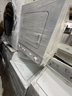 Whirlpool Electric Stackable 24”Width