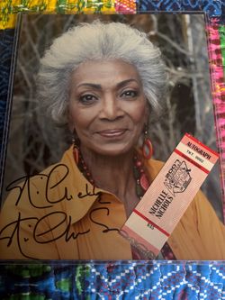 Nichelle Nichols autographed photo was signed at the Star Trek convention