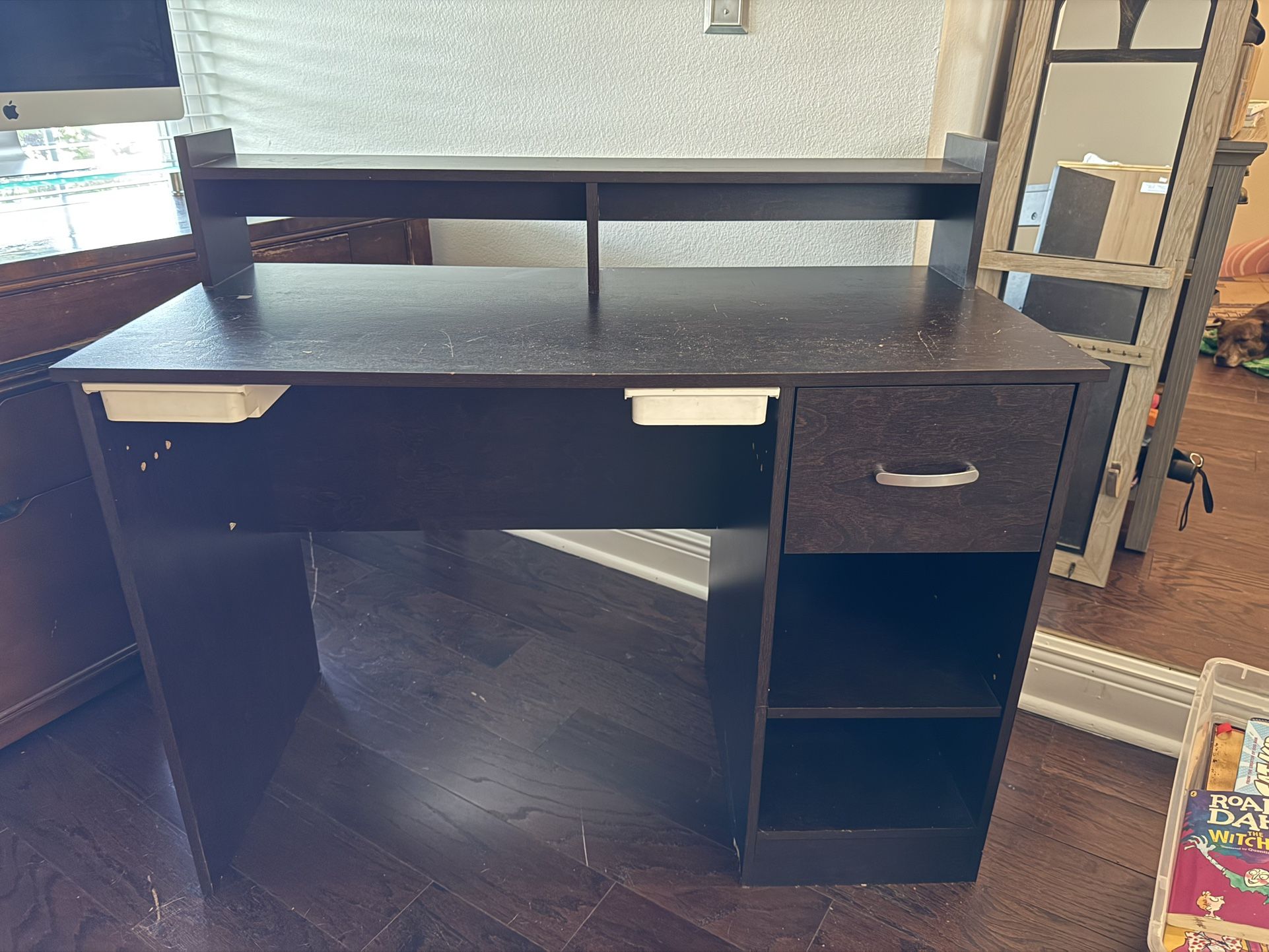 Computer Desk with Hutch & Storage – $20 OBO 