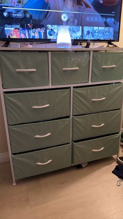 Dresser w/fabric drawers