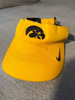 Nike Iowa Hawkeyes Dri-FIT Yellow Black Adjustable Visor Hat NCAA