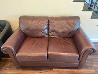 ✨ Luxury Ethan Allen Leather Loveseat - Pristine Designer Piece! ✨