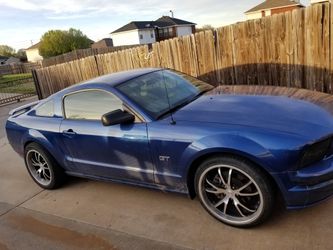 O•Z Racing rims with tires.