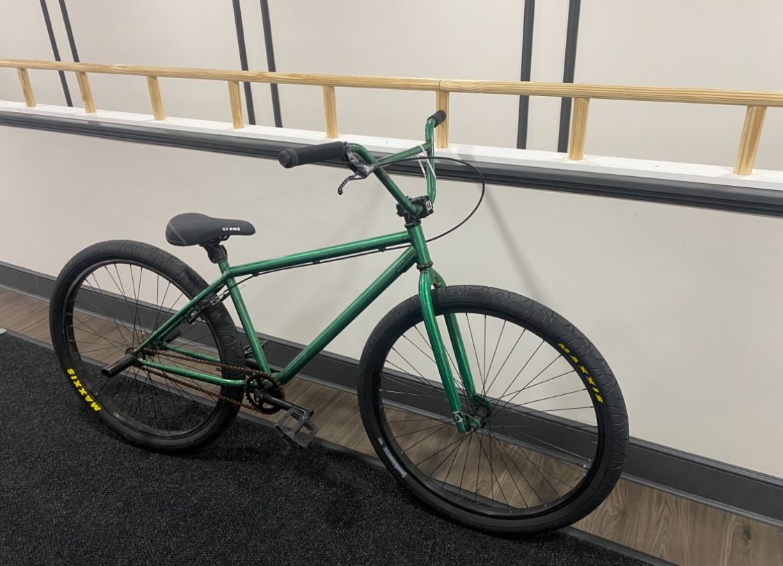 GT BMX BIKE