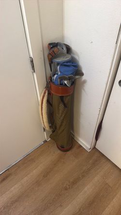 Vintage Golf Bag with Clubs Set