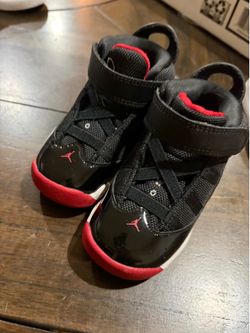 9 different pairs of Toddler shoes size 7c