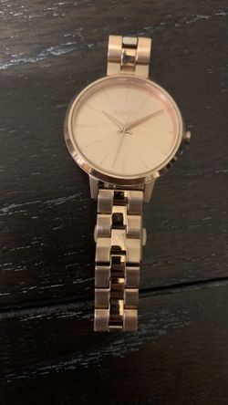 WOMENS NIXON WATCH 