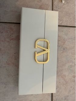 Valentino beauty clutch mirror purse handbag logo bag