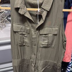 Brand New  Size Large Green Romper 