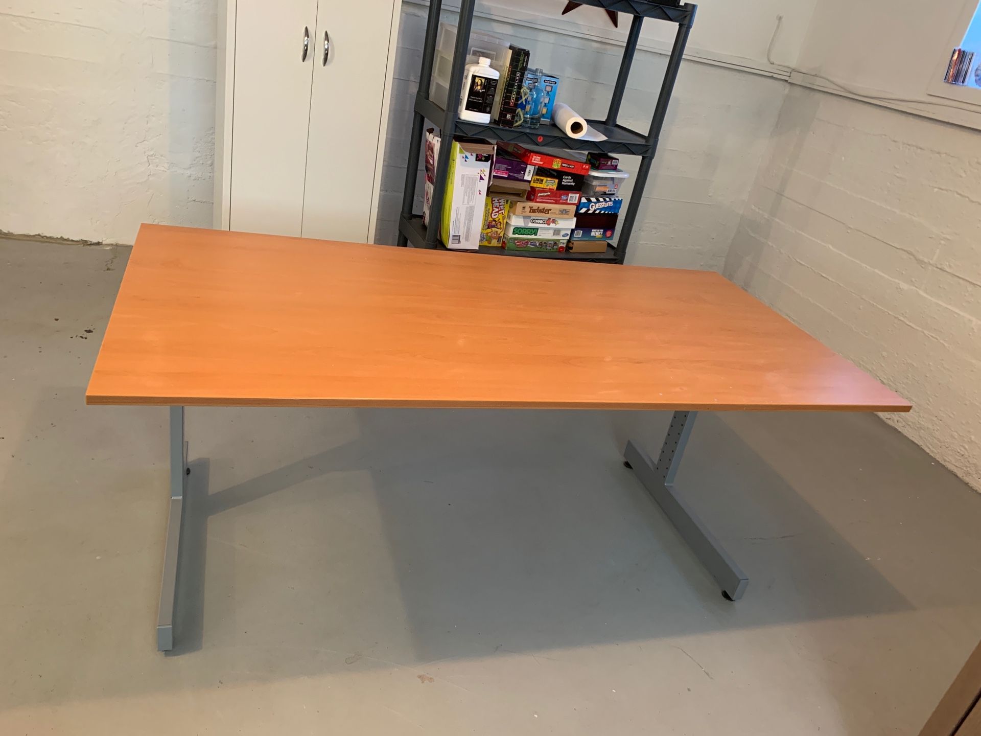 Large desk