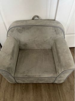 Kids chair $20